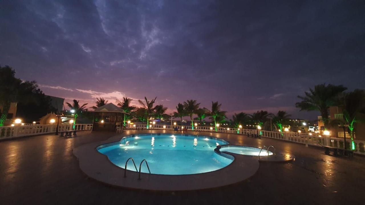Dolphin Beach Resort Yanbu Εξωτερικό φωτογραφία