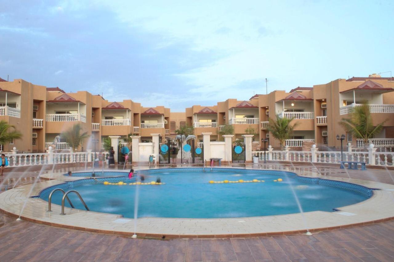 Dolphin Beach Resort Yanbu Εξωτερικό φωτογραφία